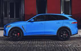 It is the first model to be built by jaguar in the suv class. Comparison Toyota Fortuner Crusade 2019 Vs Jaguar F Pace Svr 2019 Suv Drive