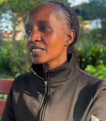 From FB Memories 2013, a real life sports hero. Hunter Mahan withdrew from  the Canadian Open while in the lead to be with his wife as she went into  labor. If he