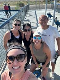 Finding helpful community members online