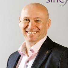 Ian Baggett's Instagram, Twitter & Facebook