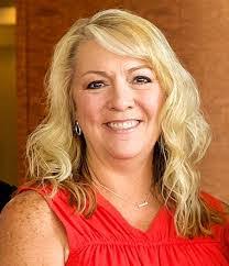 Darlene Garrett's Instagram, Twitter & Facebook