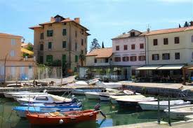 Detaljne informacije o banci, banke dolaze, adresa, broj telefona, radno vrijeme, upute. Mochten Sie Opatija Besuchen Reisefuhrer