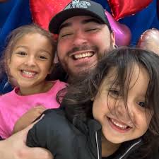 Thin crust pizza restaurant recommendations?