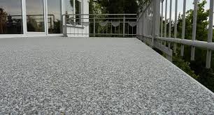 Nie Mehr Fugen Risse Und Frostschaden Steinteppich Balkon Balkonsanierung Bodenbelag Natursteinteppi Bodenbelag Balkon Natursteinteppich Balkon Dekor
