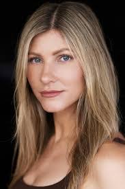 Elissa Telford's Instagram, Twitter & Facebook