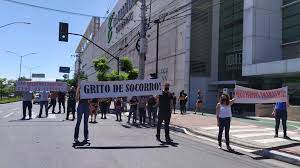 Ponte com 100 metros de extensão para vlt é inaugurada no cabo de santo agostinho 29/04/2021 às 16:13. Em Dia De Coletiva Do Kalil Lojistas Fazem Manifestacao Para Pedir A Reabertura Do Comercio Em Bh Minas Gerais G1