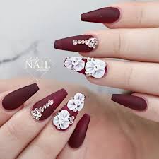 Professionally performed and burgundy coffin nails pattern on nails can be done not only with the this manicure tool is ideal for burgundy coffin nails and for use at home. Burgundy And White Nails Coffin Nail And Manicure Trends