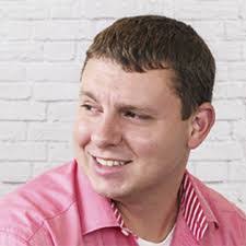 Andrew Pucci's Instagram, Twitter & Facebook