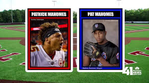 Patrick mahomes ii red raider. Patrick Mahomes Father Knew His Son Would Be A Pro Just Not In Football