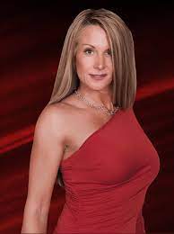 He saw my profile on the ultimate love machine, sent me a message, i sent him a message back, we. New Cougar Dating Service Promises Every Cougar The Cub Of Their Dreams