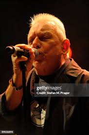 Eric Burdon performs