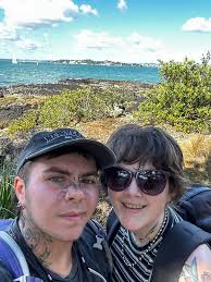 What are available furnished housing options for rotational technicians in  Medicine Hat, Alberta?