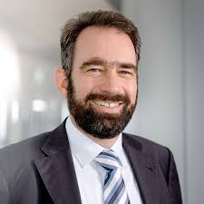 Dr. Eric Tobias Henn