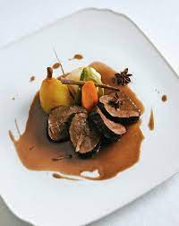 Filetto Di Cervo In Salsa Di Pino Mugo Cucina Corriere It Ricette Di Cucina Ricette Idee Alimentari