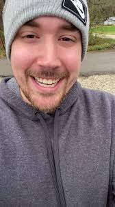 How to Get Tar Off Your Vehicle Using Plastic Razor Blad