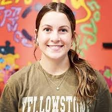 Shara Cohen's Instagram, Twitter & Facebook