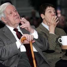 Helmut Und Hannelore Schmidt Prominente Frauen Prominente Alte Liebe