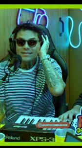 Uriel Lozano: Un Poco de Ruido en el Amor