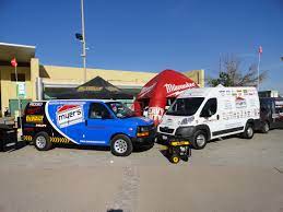 Al Exterior Del Centro De Convenciones Toy Car Van Vehicles