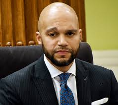 DC Latino Caucus Endorses Robert White for Mayor