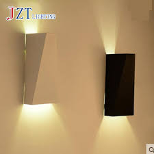 Kedua jenis ini memiliki karakter berbeda. Zyy Harga Terbaik Modern Kreatif Kepribadian Sederhana Besi Lampu Dinding Kamar Tidur Lorong Teras Koridor Lampu Samping Tempat Tidur 10 W Led Bulb Termasuk Wall Lamp Bedroom Iron Wall Lampwall Lamp Aliexpress