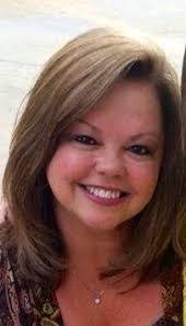 Amy Grayson's Instagram, Twitter & Facebook