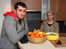 Brian knapp the reigning light heavyweight and middleweight. Mamed Khalidov I Jego Mieszkanie W Olsztynie Zdjecia Z Wnetrza Super Express