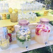 Our favorite teen party ideas are easy themes that can work for large or small groups of guests. 10 Perfect Summer Party Ideas Teen Vogue