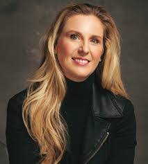 Lorie Bailey's Instagram, Twitter & Facebook