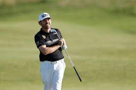 South africa's louis oosthuizen takes the overall lead at the open with a birdie on the 16th. Cx61hmvehhkkxm