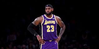 Lebron james bio, stats, and video highlights. Kevin Durant Says Nba Stars Don T Want To Play With Lebron James Because Of Media Attention Style Business Insider