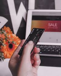 Mar 30, 2020 · credit card debt doesn't disappear when a cardholder dies — it is paid off through their estate (which consists of everything owned at the time of death). At Death Who Inherits Credit Card Debt Consumer Bankruptcy Law Center