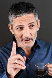 Prima di decidere bisogna prendere in considerazione il colore, lo. Fiorello Intervista La Politica Non Ha Mai Cambiato Un Cazzo Rolling Stone Italia