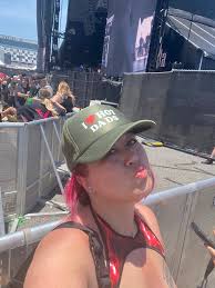 MUSIC 🎼🎵🎶: Work (Freestyle)