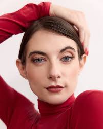 ❤️ 📸: @mollytelleksonphotos 💄: @emilyfrancesmakeup