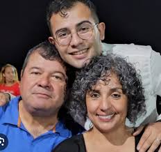 Hugo Aparicio (@hugoapa)