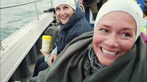 Krakkaútilega og Marglyttur synda yfir Ermarsund