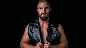 Most of his previous roles have been minor. Stephen Amell Updates On Starz Wrestling Series Heels Den Of Geek