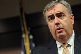 Minority group votes no confidence in Ed Davis