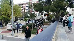 See more of νέα σμύρνη ζωντανά on facebook. Epi8esh 30 Atomwn Kata Astynomikwn Ths Dias Sth Nea Smyrnh Skai
