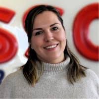 800+ perfiles de «Karissa»