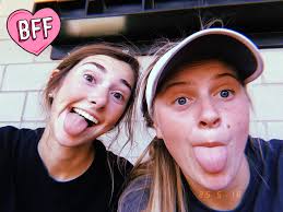 Karlee Walker (@karleerwalker)