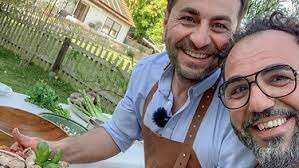 This is adnan başar by kemal ekenel on vimeo, the home for high quality videos and the people who love them. Grillen Mit Ali Und Adnan Br Fernsehen Fernsehen Br De