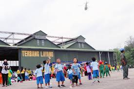 Wisata Dirgantara Citra Anak Di Pangkalan Tni Au Suryadarma Gaya Hidup