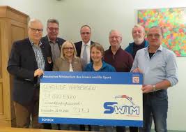 17 adressen zu mühlstr in michelbach gem aarbergen mit telefonnummer, öffnungszeiten und bewertung gefunden. 51 000 Euro Fur Das Passavant Waldschwimmbad Innenminister Peter Beuth Bei Der Swim Bescheidubergabe In Aarbergen