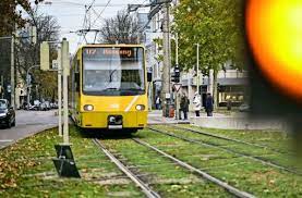 Das normalspurige stadtbahnnetz entstand durch den ausbau der meterspurigen straßenbahn, die ab 1966 bereits teilweise im tunnel verkehrte. Augsburger Platz In Bad Cannstatt Neue Chance Fur Augsburger Platz Bad Cannstatt Stuttgarter Zeitung