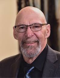 David Wind's Instagram, Twitter & Facebook