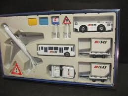 Nos Sas Airport 11 Piece Diecast Playset W Plane Transport Vehicles Diecast Playset Transportation