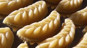 حلوة سبولة السنبلة باللوز جديد وحصري على قناتي Food Desserts Party Desserts