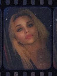 Why does the Puli have a corded coat? There are several reasons. The Puli  originated in a country where the Hungarian summers could be scorching, the  winters bitter. As an extremely "fluid